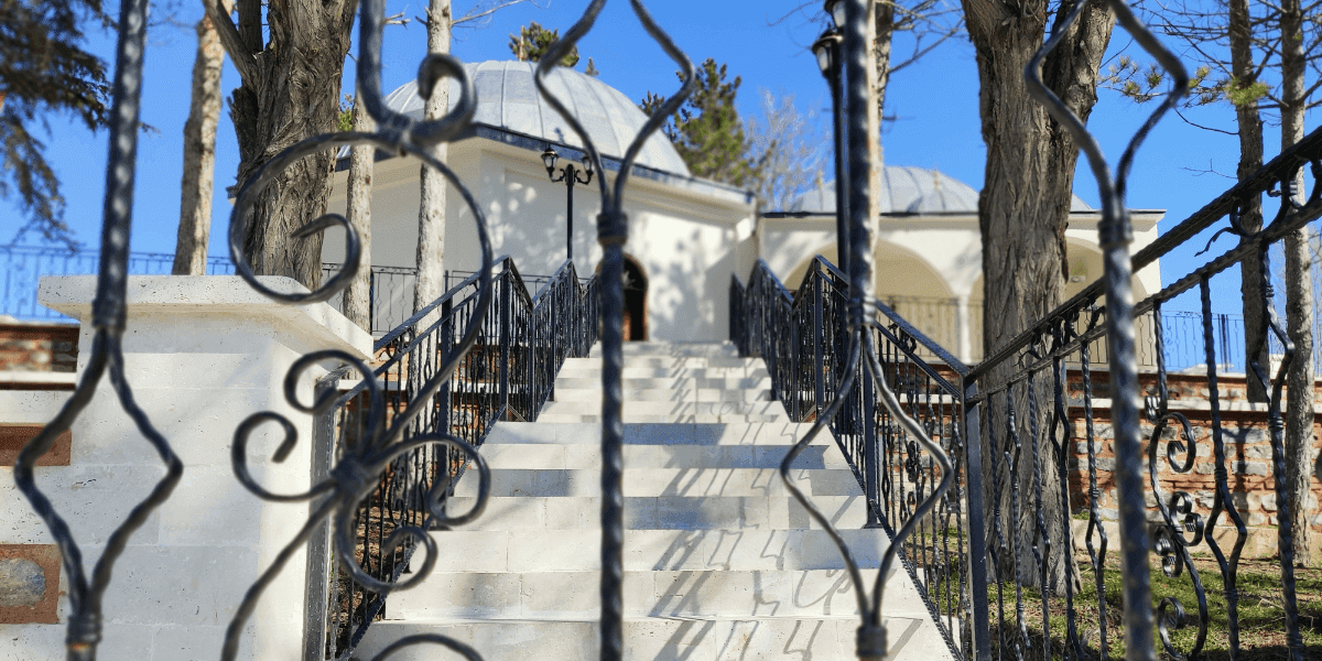 Bilecik-Bozüyük Kumral Abdal Türbesi ve Mescidi 2018-2019 Yılı Restorasyonu İşi