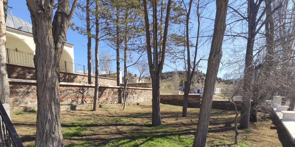 Bilecik-Bozüyük Kumral Abdal Türbesi ve Mescidi 2018-2019 Yılı Restorasyonu İşi