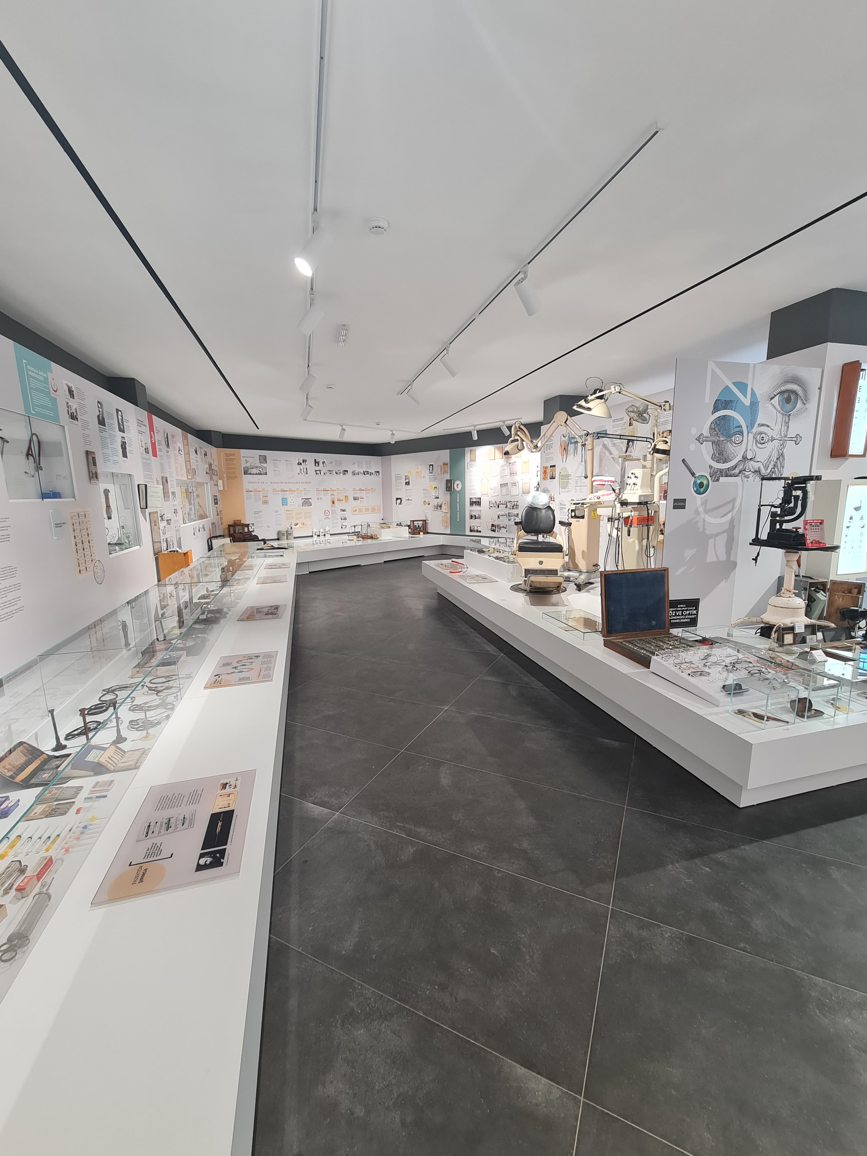 Bursa Ceyhun Irgil Health Museum Construction Work