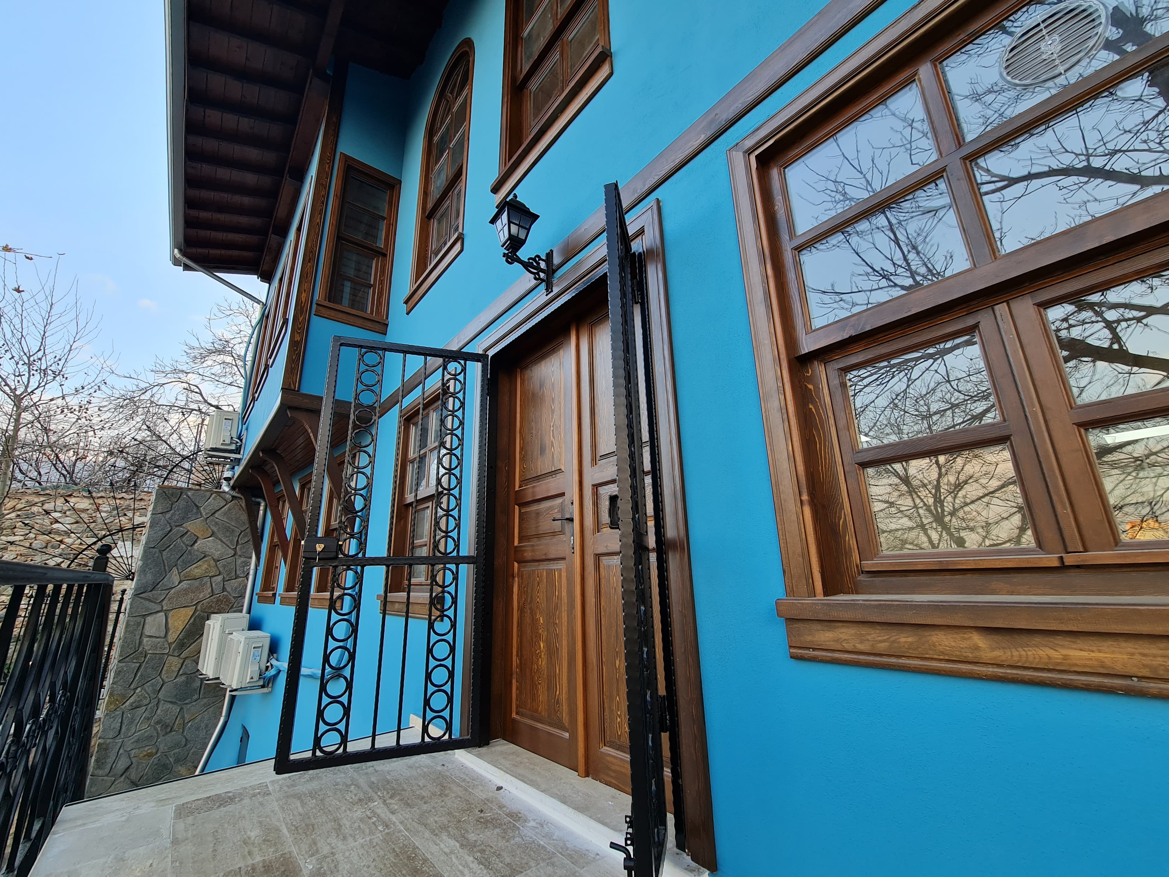 Bursa Rölöve ve Anıtlar Müdürlüğü Hizmet Binası Restorasyonu işi