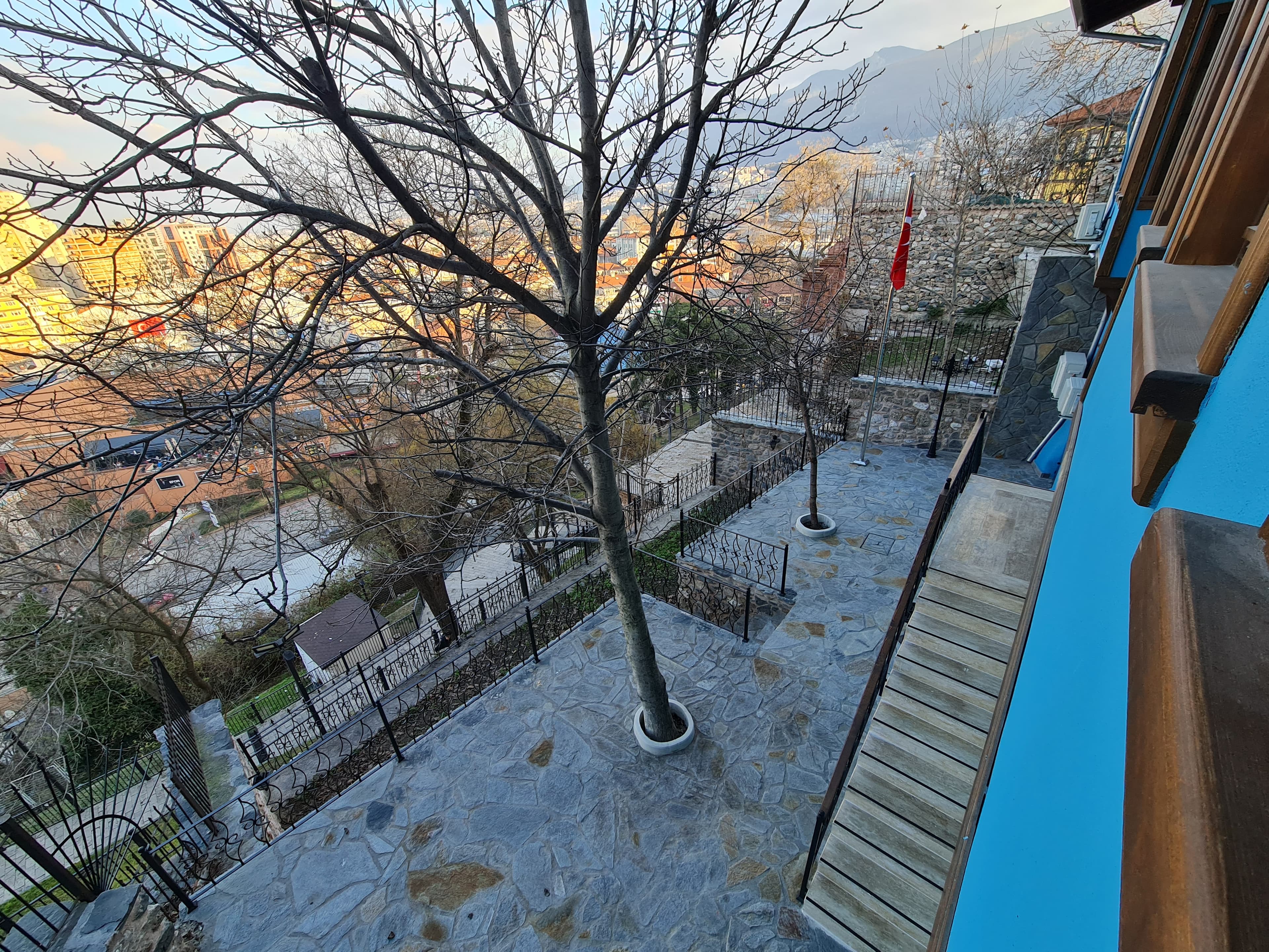 Bursa Rölöve ve Anıtlar Müdürlüğü Hizmet Binası Restorasyonu işi