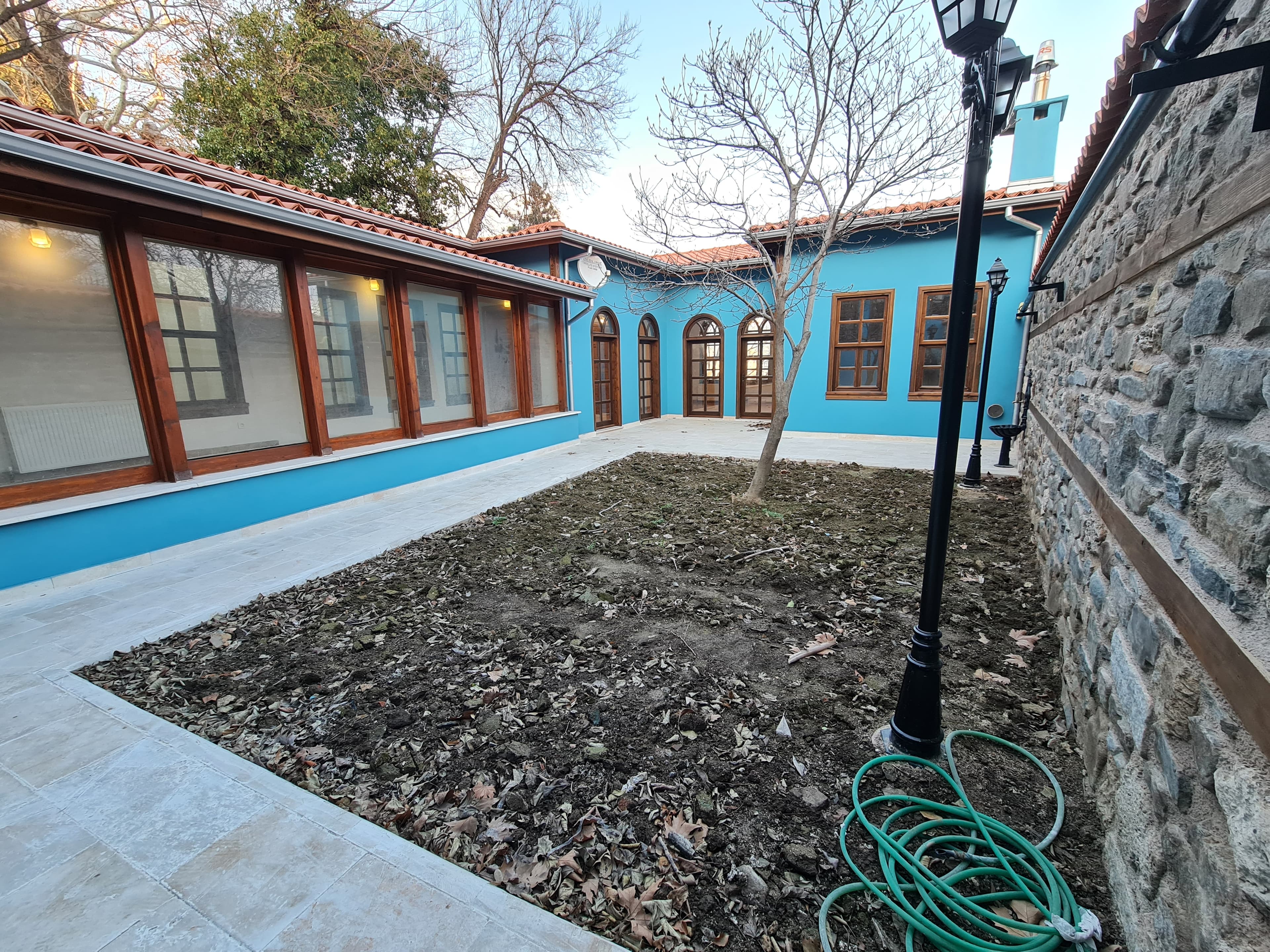 Bursa Rölöve ve Anıtlar Müdürlüğü Hizmet Binası Restorasyonu işi