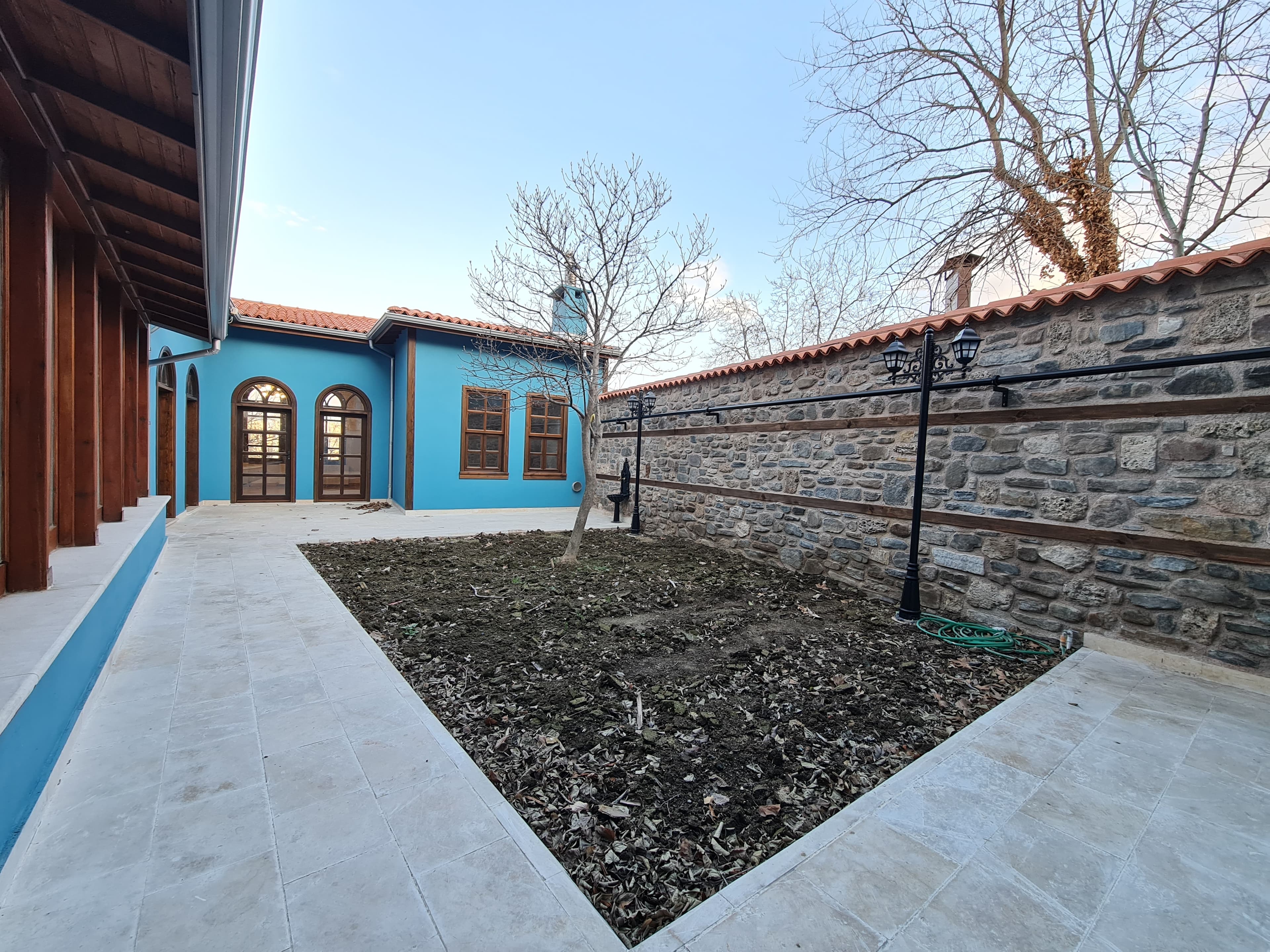 Bursa Rölöve ve Anıtlar Müdürlüğü Hizmet Binası Restorasyonu işi