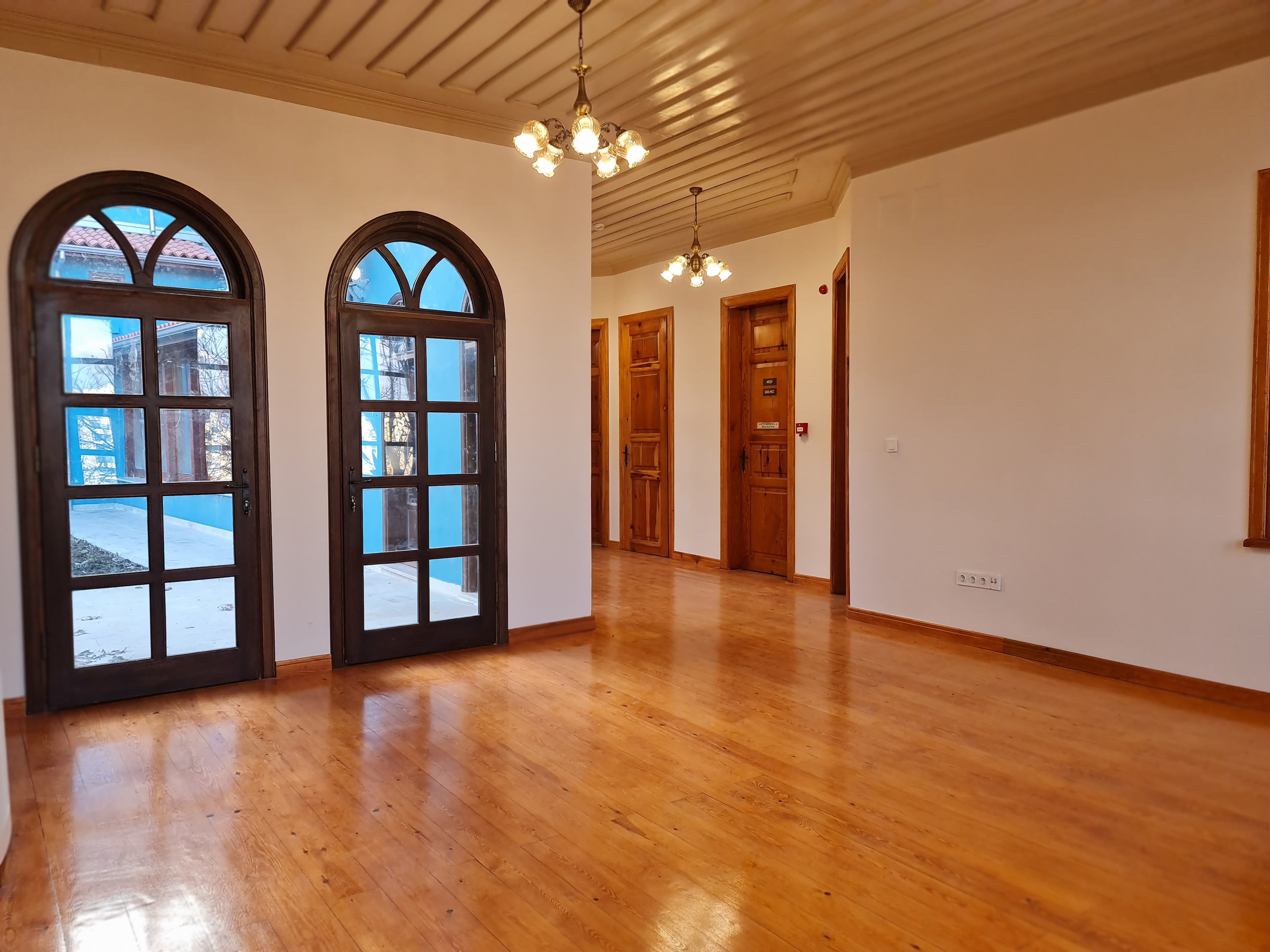 Bursa Rölöve ve Anıtlar Müdürlüğü Hizmet Binası Restorasyonu işi